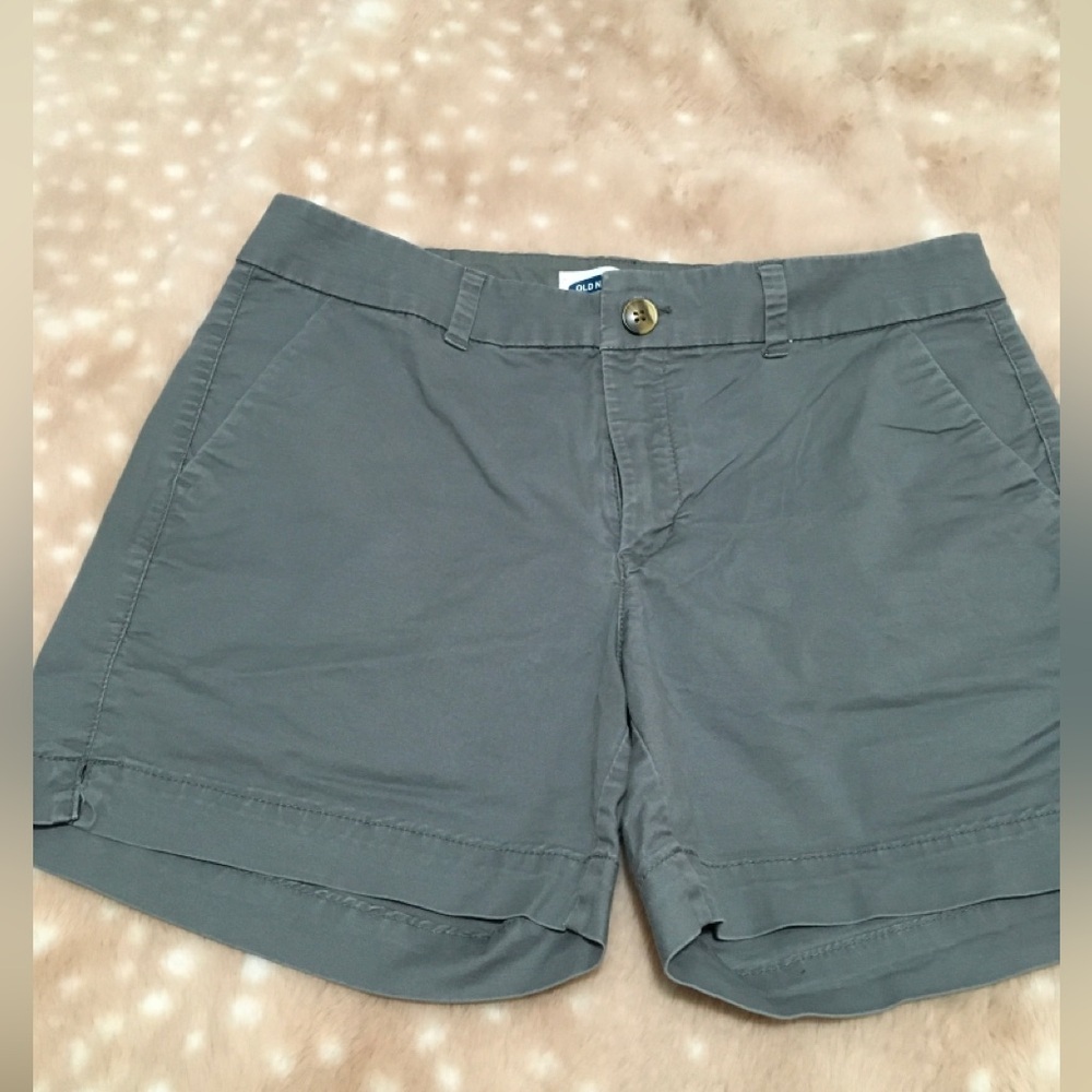 Old Navy Women's Everyday Dark Gray Utility Shorts